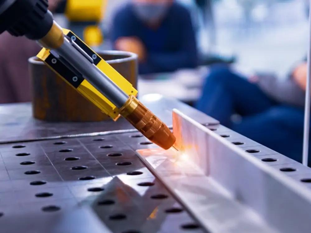 how do laser welders work